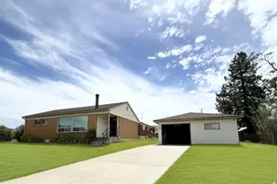 135 E 4700 S, Washington Terrace, UT 84405 - Photo 1