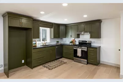7610 S Brighton Way, Cottonwood Heights, UT 84121 - Photo 31