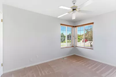 3652 N 1000 W, Pleasant View, UT 84414 - Photo 19