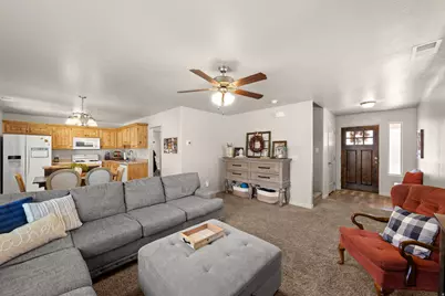 2745 N Clark Pkwy, Cedar City, UT 84721 - Photo 9
