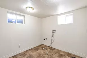 3081 W Bedford Rd S, West Valley, UT 84119 - Photo 23
