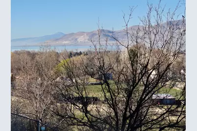 975 Nob Hill Ave #4, American Fork, UT 84003 - Photo 5