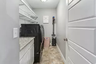 3203 W Prairie Grass Dr, Lehi, UT 84043 - Photo 13