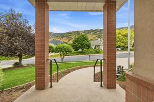 235 Buckingham Dr, Providence, UT 84332 - Photo 3