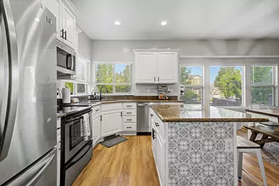 3829 E Rose Hearty Ln S, Eagle Mountain, UT 84005 - Photo 5