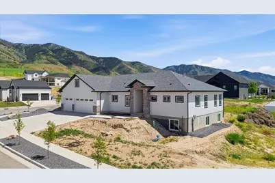 1088 E 200 N, Hyde Park, UT 84318 - Photo 3
