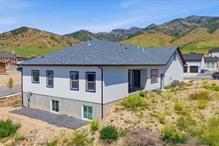 1088 E 200 N, Hyde Park, UT 84318 - Photo 37