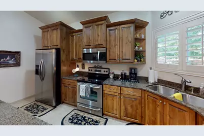 1429 E 2420 S, Saint George, UT 84790 - Photo 3