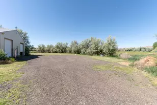 1005 W 725 S, Vernal, UT 84078 - Photo 41
