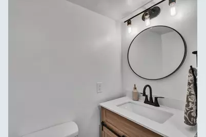 206 S 100 W, Bountiful, UT 84010 - Photo 17
