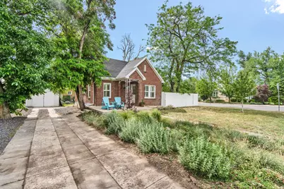 206 S 100 W, Bountiful, UT 84010 - Photo 19