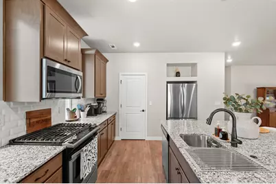 6031 W Mount Airy Dr, South Jordan, UT 84009 - Photo 7