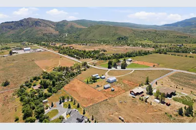 9664 E 400 S, Huntsville, UT 84317 - Photo 67