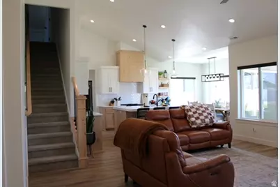 1895 N 4100 W, Plain City, UT 84404 - Photo 9