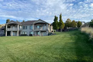 209 Edgewood Cir, North Salt Lake, UT 84054 - Photo 9