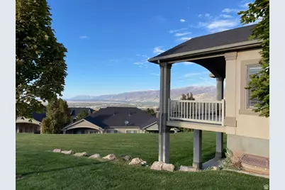 209 Edgewood Cir, North Salt Lake, UT 84054 - Photo 5