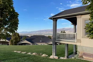 209 Edgewood Cir, North Salt Lake, UT 84054 - Photo 5