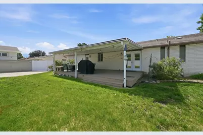 2976 W 6620 S, West Jordan, UT 84084 - Photo 35
