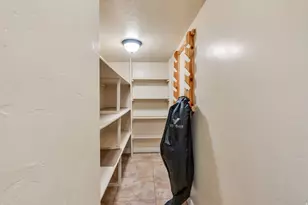6957 N Comanche St, Eagle Mountain, UT 84005 - Photo 17