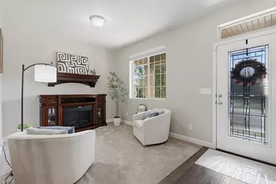 10338 S Venenzia Way W, South Jordan, UT 84095 - Photo 3