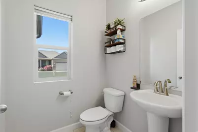 10338 S Venenzia Way W, South Jordan, UT 84095 - Photo 11