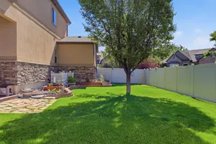 10338 S Venenzia Way W, South Jordan, UT 84095 - Photo 47