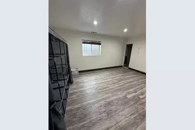 5926 S Blue Meadow Dr W, Taylorsville, UT 84129 - Photo 17