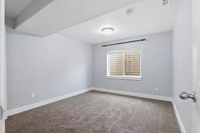 2504 S Colt Dr W, Saratoga Springs, UT 84045 - Photo 29