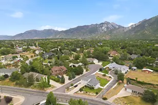 11095 S 2125 E, Sandy, UT 84092 - Photo 39