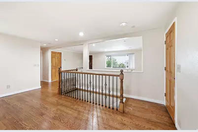 11095 S 2125 E, Sandy, UT 84092 - Photo 21