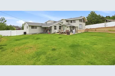 11095 S 2125 E, Sandy, UT 84092 - Photo 35