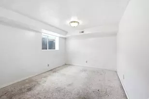 11095 S 2125 E, Sandy, UT 84092 - Photo 25