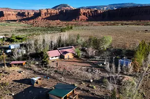 996 W Sr 24, Torrey, UT 84775 - Photo 35
