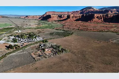996 W Sr 24, Torrey, UT 84775 - Photo 31