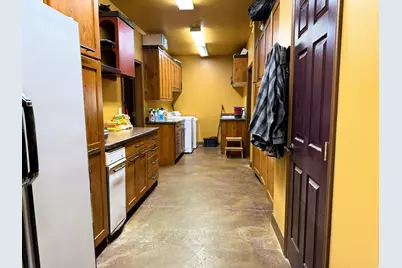 996 W Sr 24, Torrey, UT 84775 - Photo 15