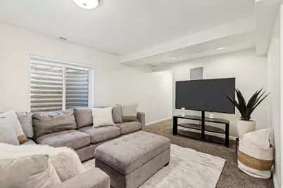 63 W Dewar Grove Ln, Salt Lake City, UT 84115 - Photo 17