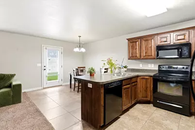 1141 W Lancelot Ln S, West Haven, UT 84401 - Photo 7