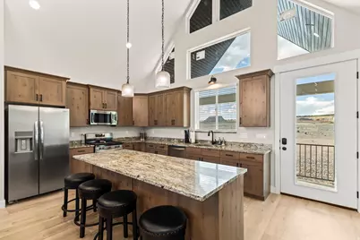 1036 W Chads Rd, Bicknell, UT 84715 - Photo 11