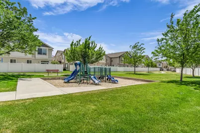 763 Buckingham Dr #UNIT A, North Salt Lake, UT 84054 - Photo 19