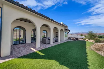 2243 Sunbrook Dr, Saint George, UT 84770 - Photo 9