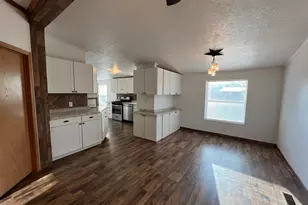 461 E 500 S, Roosevelt, UT 84066 - Photo 7