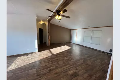 461 E 500 S, Roosevelt, UT 84066 - Photo 11