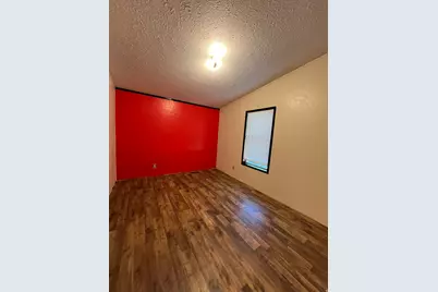 461 E 500 S, Roosevelt, UT 84066 - Photo 13
