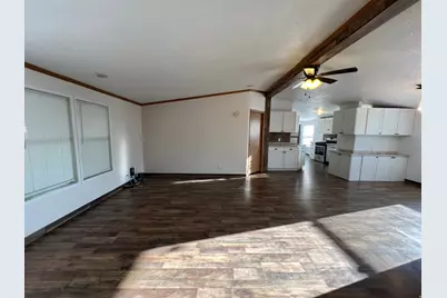 461 E 500 S, Roosevelt, UT 84066 - Photo 3