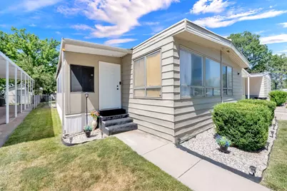 884 Storm Mountain Dr, Taylorsville, UT 84123 - Photo 3