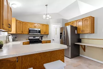 3172 N Mountain Rd E, North Ogden, UT 84414 - Photo 11