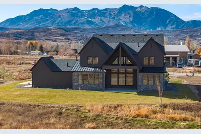 260 S 7900 St E #3, Huntsville, UT 84317 - Photo 3