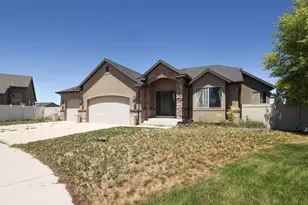 5743 S Mirador Ct W, Salt Lake City, UT 84118 - Photo 3