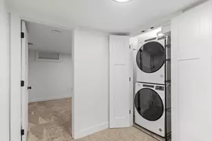 2504 E Wilmington Ave S, Salt Lake City, UT 84109 - Photo 19