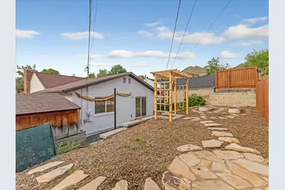 2504 E Wilmington Ave S, Salt Lake City, UT 84109 - Photo 23
